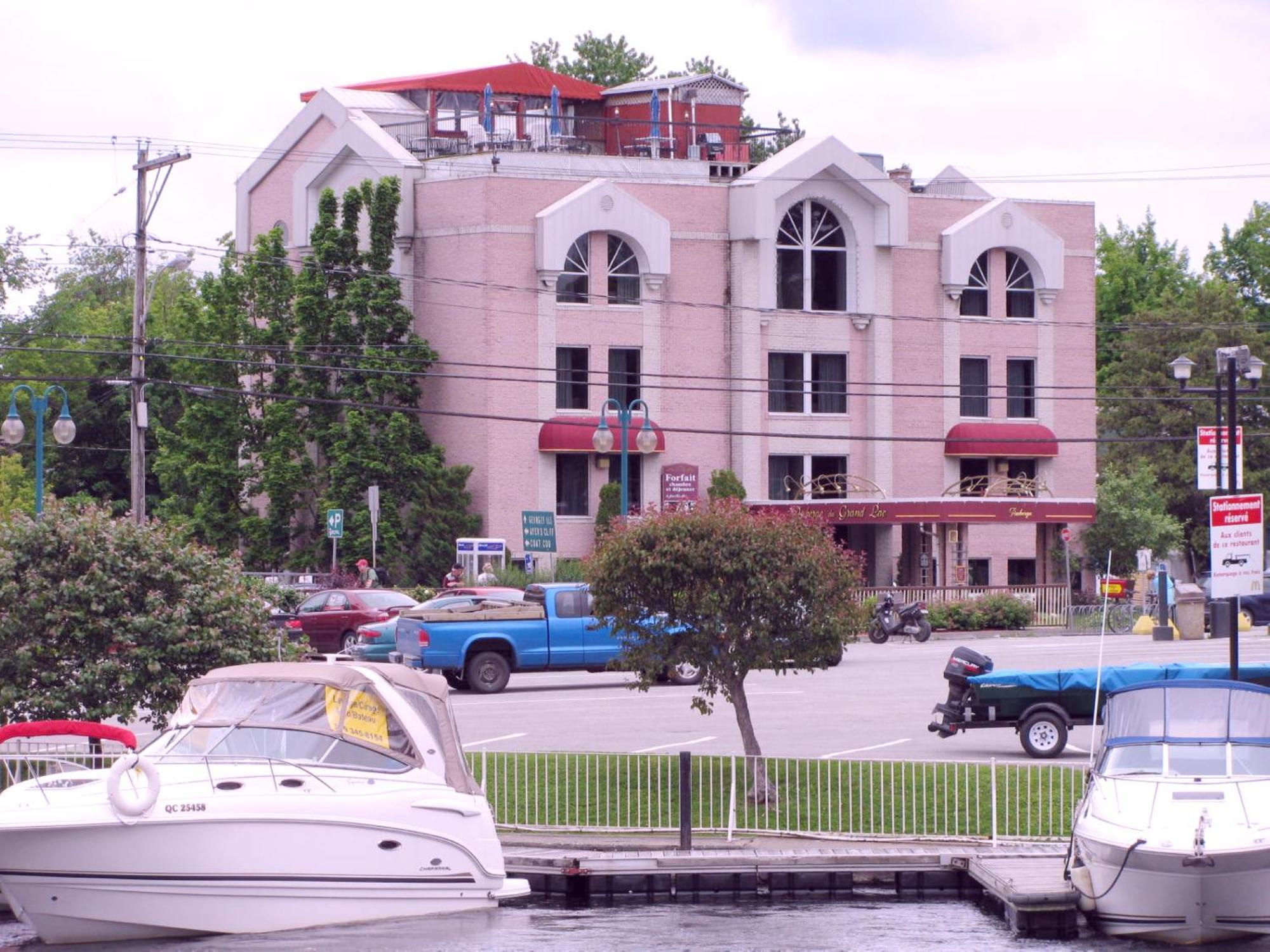 Auberge Du Grand Lac Magog Exterior photo